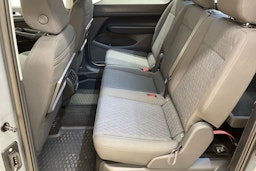 harmaa Volkswagen Caddy Maxi 2026 kuva 8.