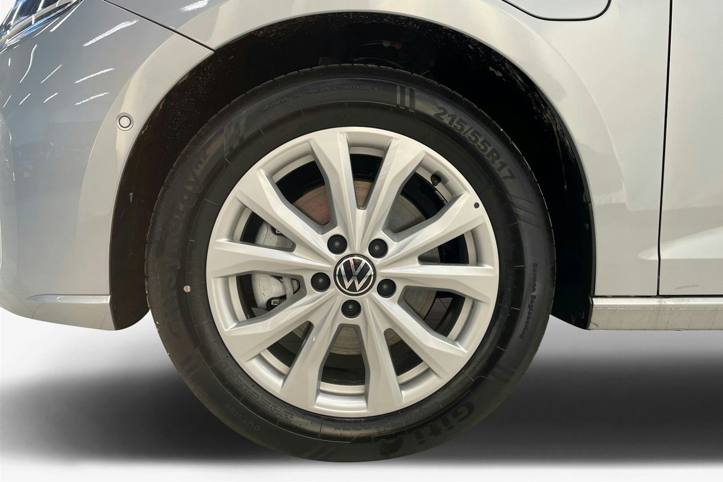 harmaa Volkswagen Caddy Maxi 2026 kuva 9.