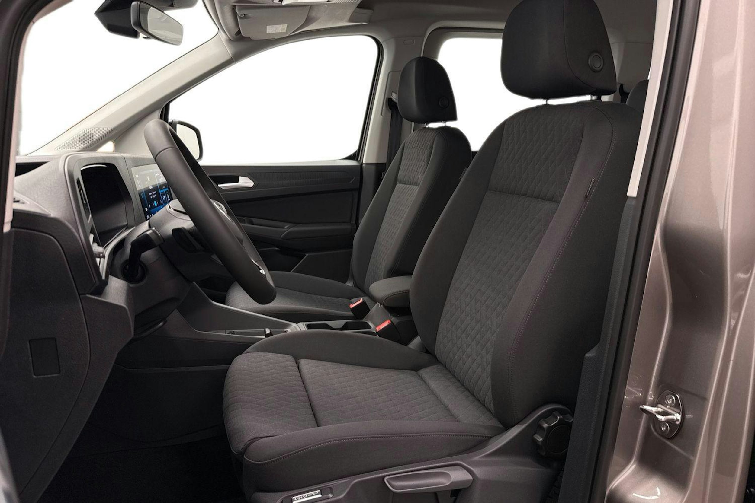met. ruskea (beige) Volkswagen Caddy Maxi 2026 kuva 7.