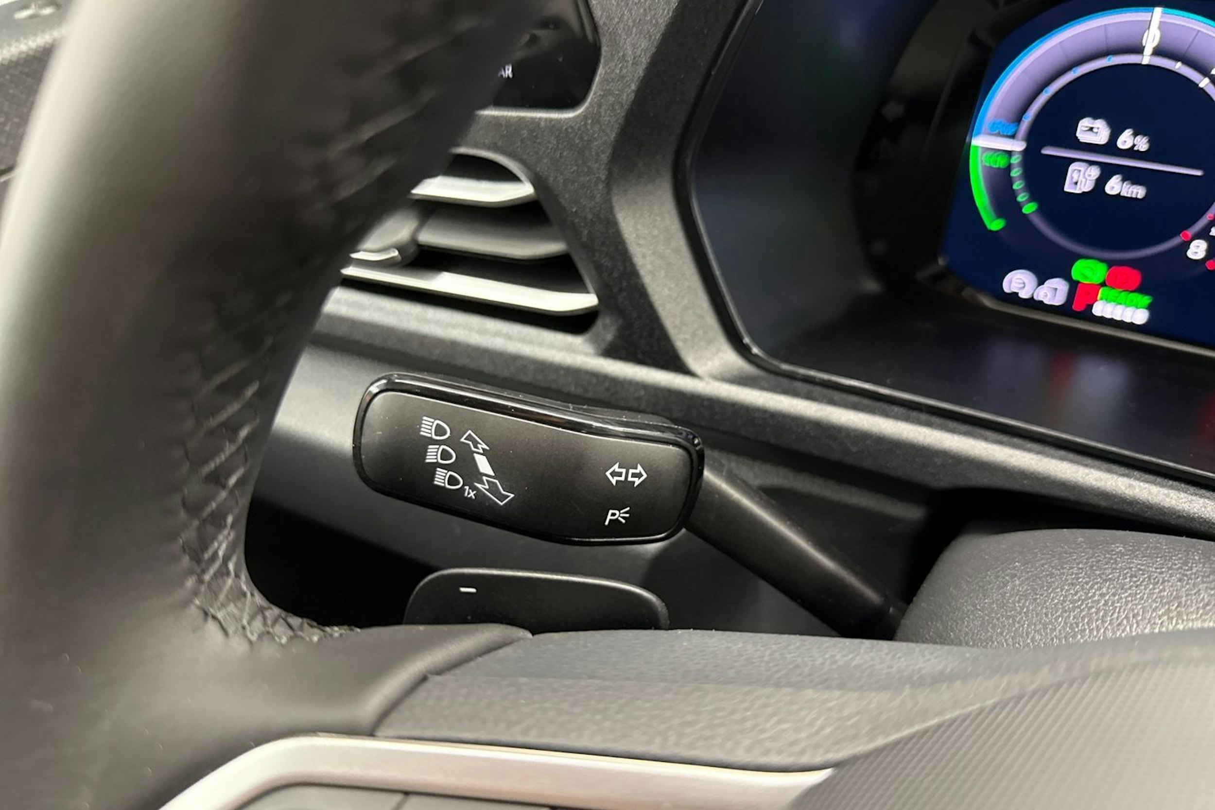 met. ruskea (beige) Volkswagen Caddy Maxi 2026 kuva 20.