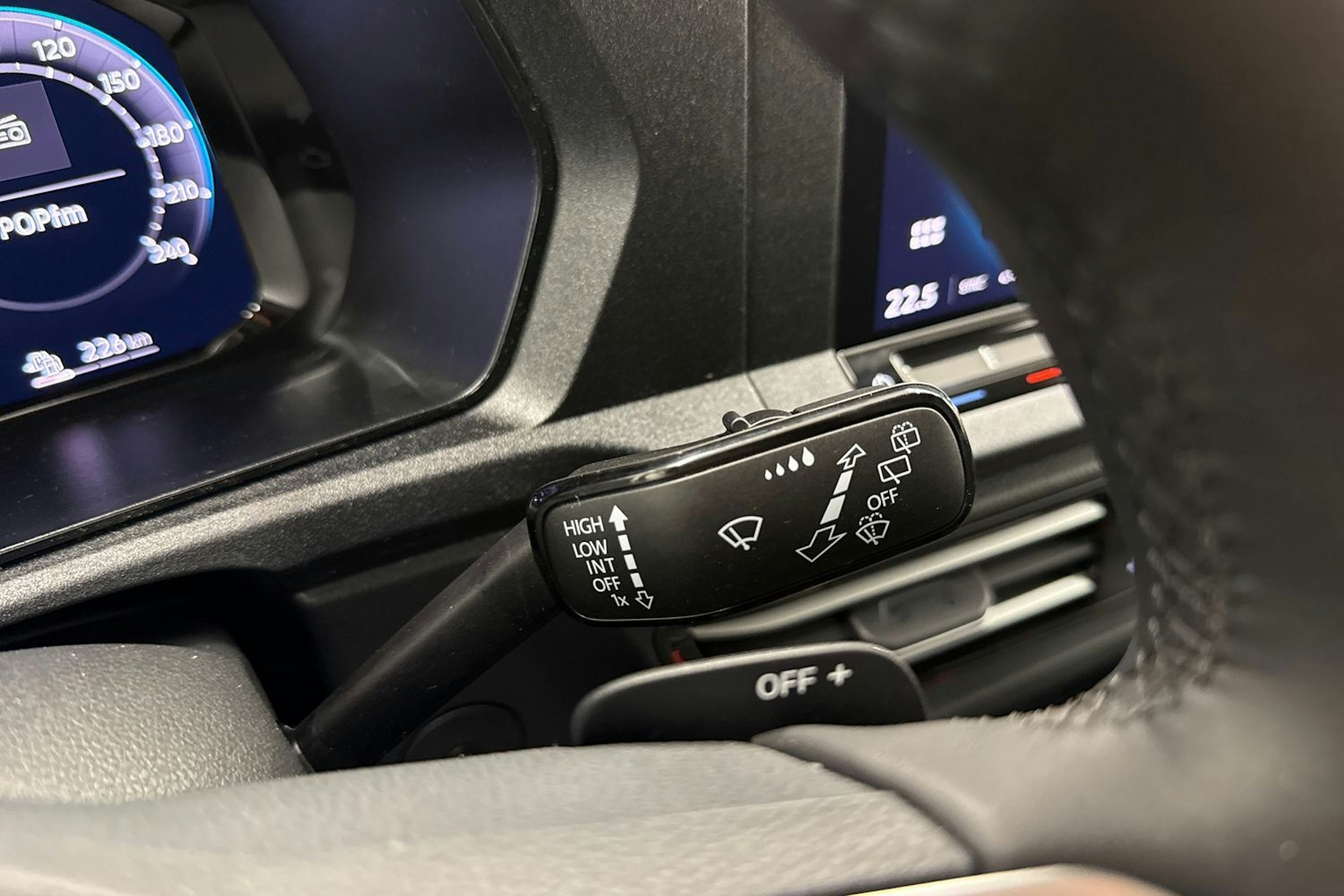 met. ruskea (beige) Volkswagen Caddy Maxi 2026 kuva 21.