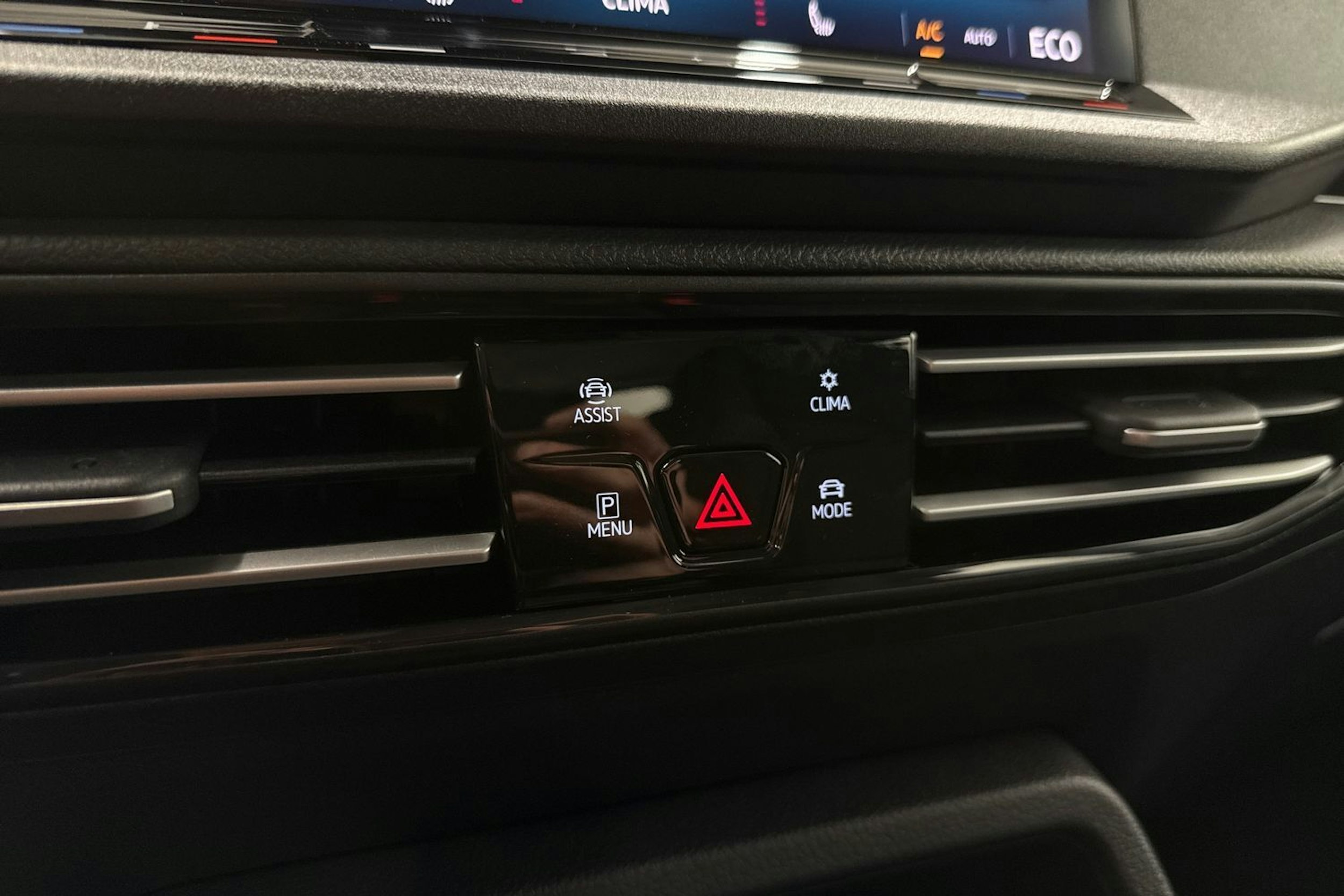 met. ruskea (beige) Volkswagen Caddy Maxi 2026 kuva 32.