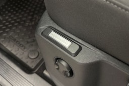 met. harmaa Volkswagen Caddy Maxi 2026 kuva 15.