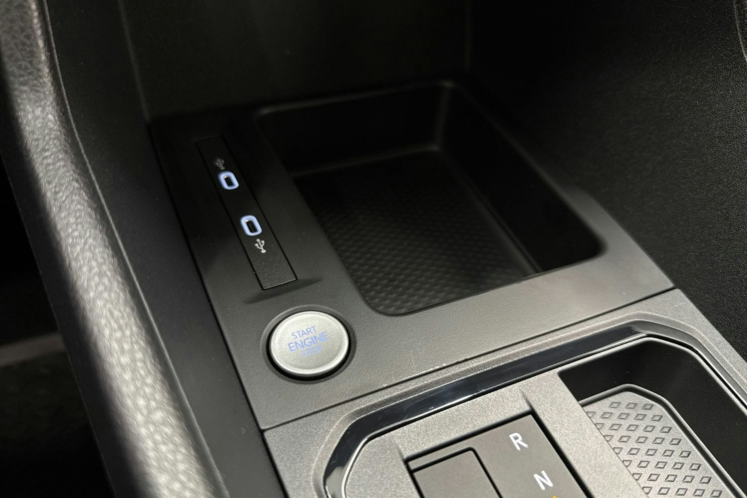 met. harmaa Volkswagen Caddy Maxi 2026 kuva 27.