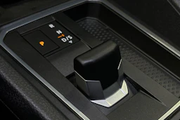 musta Volkswagen Caddy 2027 kuva 25.