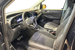 musta Volkswagen Caddy Maxi 2026 kuva 6.