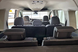 harmaa Volkswagen Caddy 2026 kuva 13.