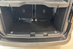 harmaa Volkswagen Caddy 2026 kuva 14.