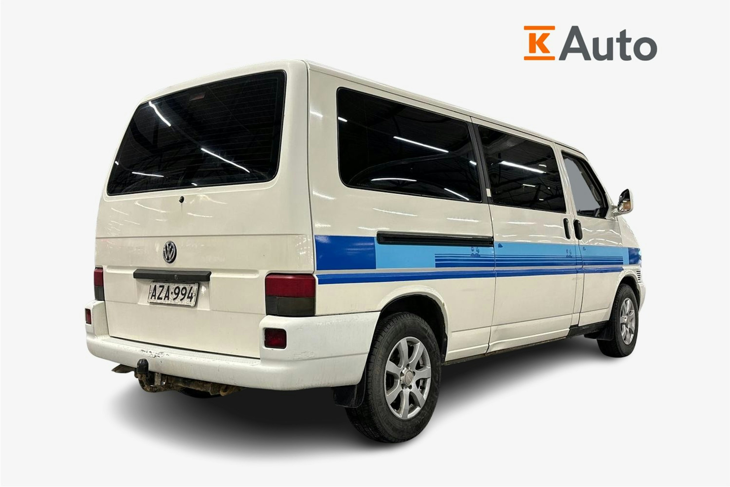 valkoinen Volkswagen Caravelle 2001 kuva 2.