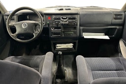 valkoinen Volkswagen Caravelle 2001 kuva 9.