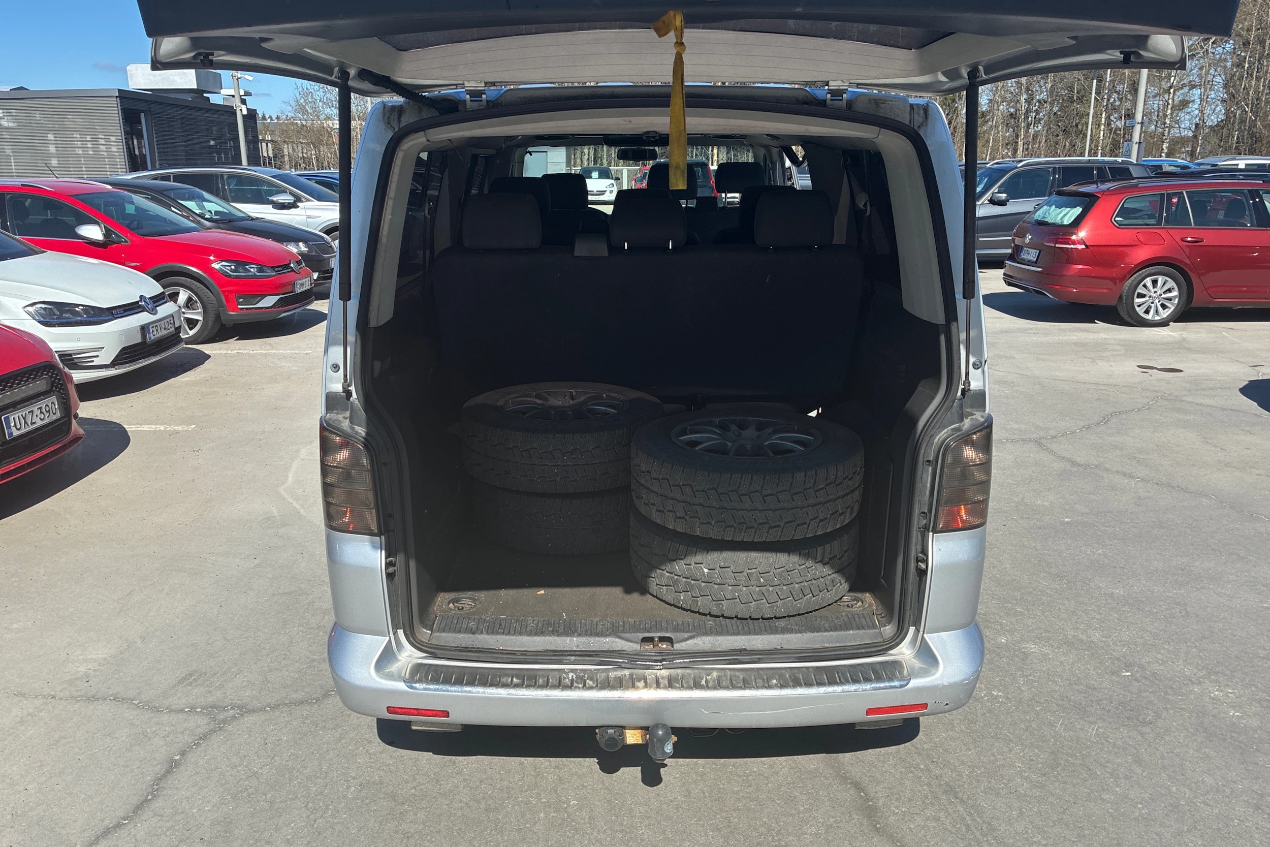 harmaa Volkswagen Caravelle 2006 kuva 22.