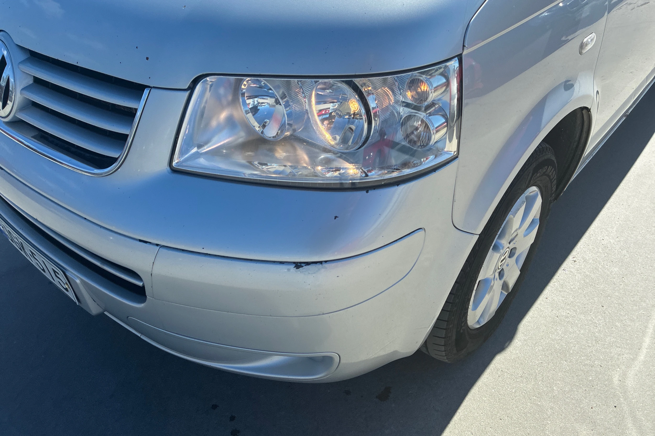 harmaa Volkswagen Caravelle 2006 kuva 31.