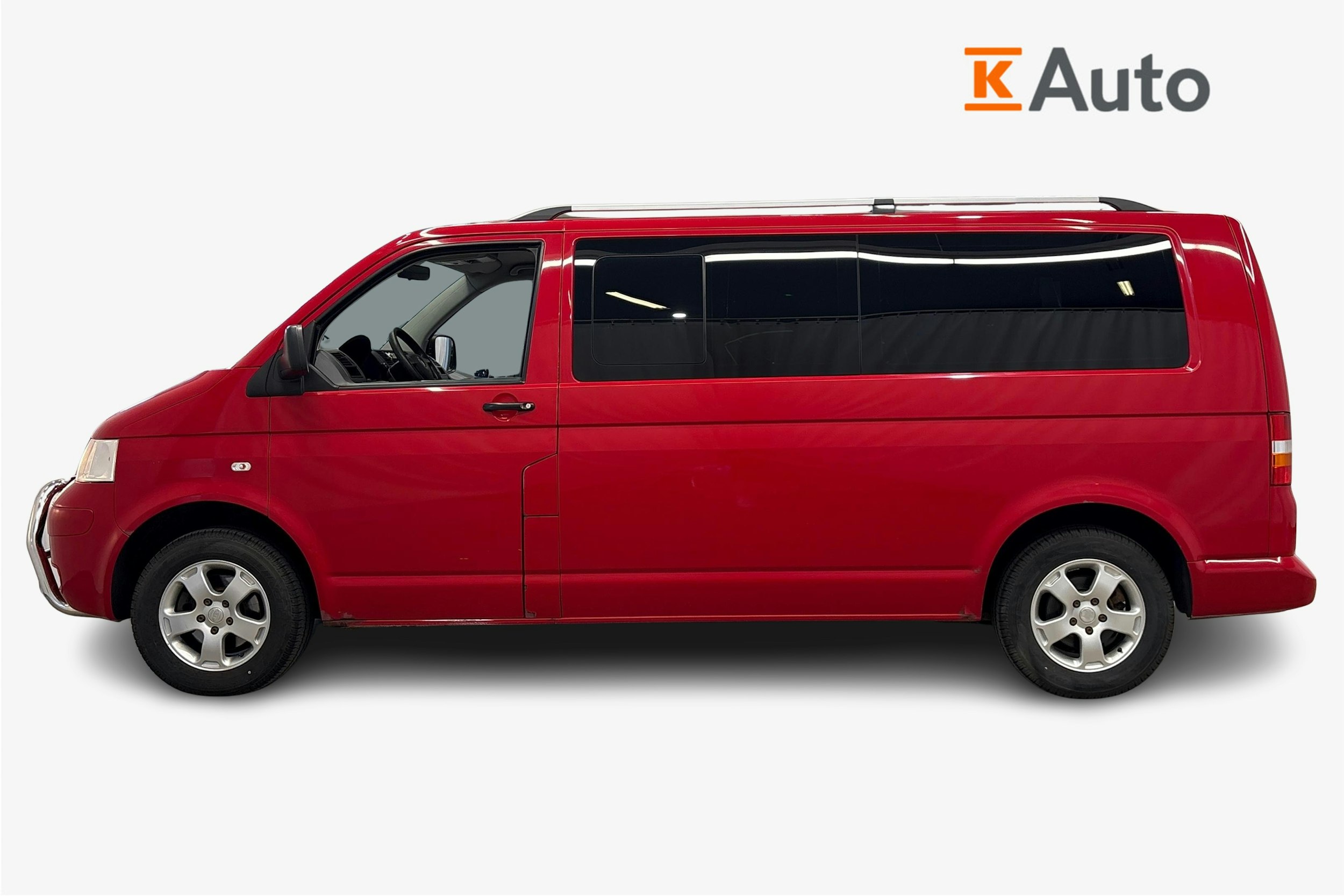 punainen Volkswagen Caravelle 2008 kuva 5.