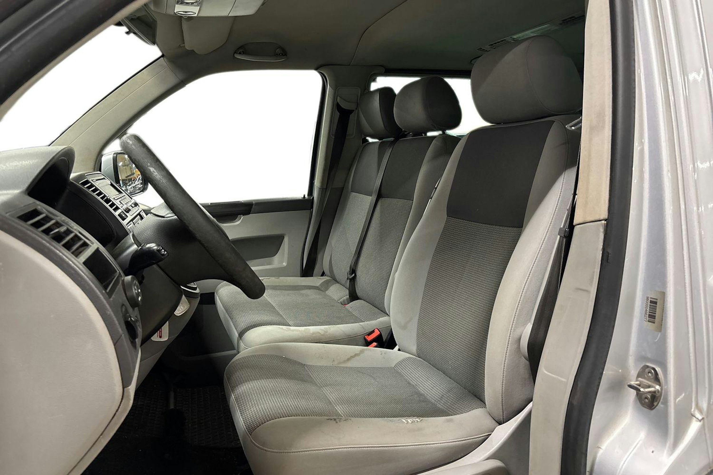 met. hopea Volkswagen Caravelle 2010 kuva 3.