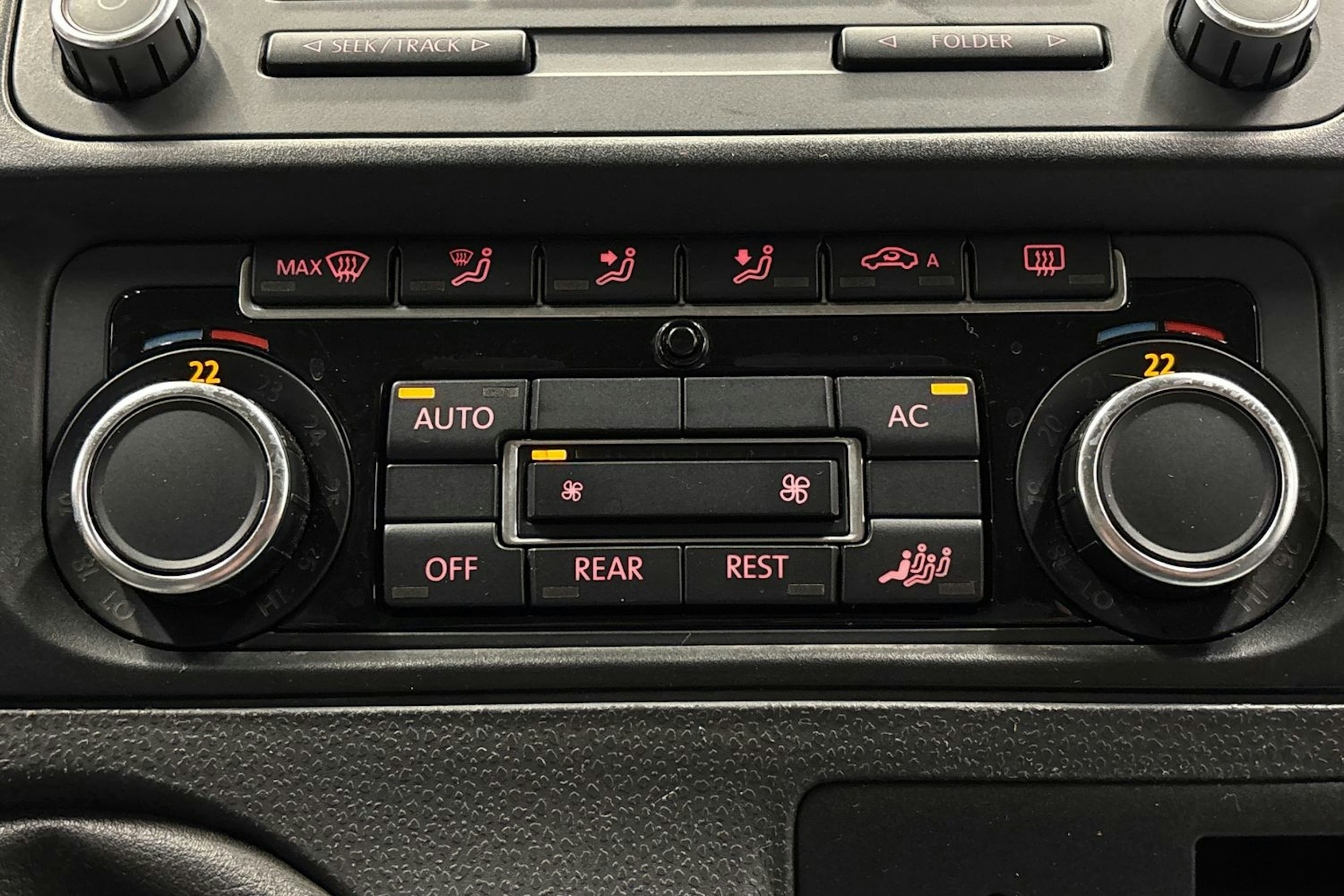 met. hopea Volkswagen Caravelle 2010 kuva 20.