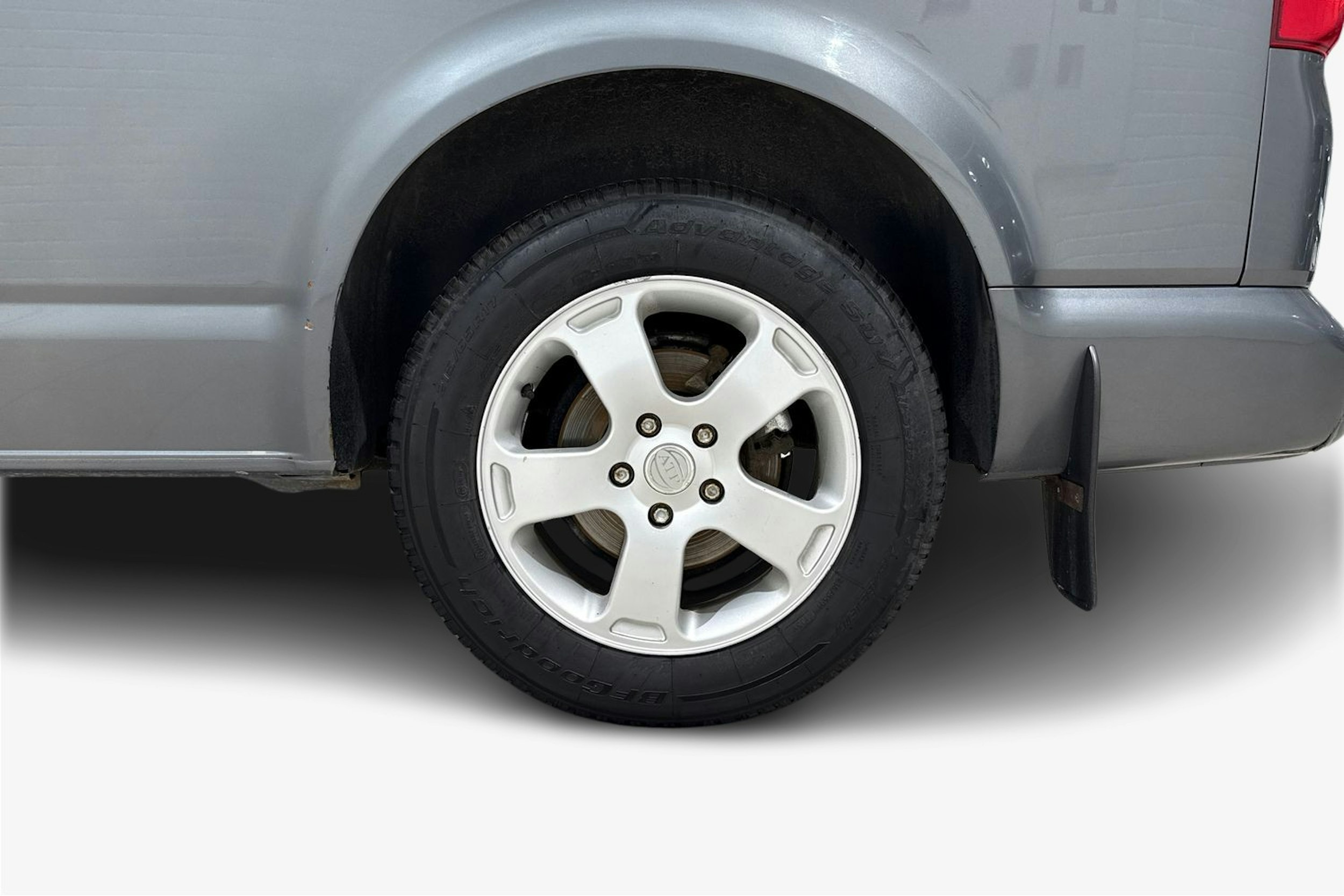 vihreä Volkswagen Caravelle 2010 kuva 11.