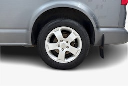vihreä Volkswagen Caravelle 2010 kuva 11.