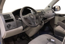 sininen Volkswagen Caravelle 2011 kuva 6.