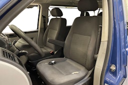 sininen Volkswagen Caravelle 2011 kuva 7.