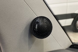 sininen Volkswagen Caravelle 2011 kuva 21.