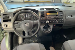 vihreä Volkswagen Caravelle 2011 kuva 5.