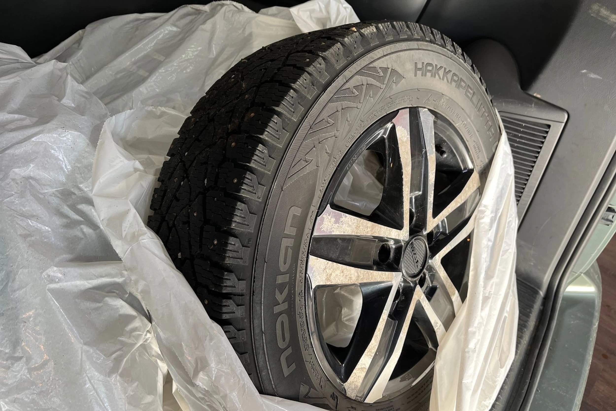 vihreä Volkswagen Caravelle 2011 kuva 7.