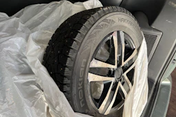 vihreä Volkswagen Caravelle 2011 kuva 7.