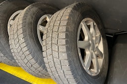 sininen Volkswagen Caravelle 2011 kuva 14.