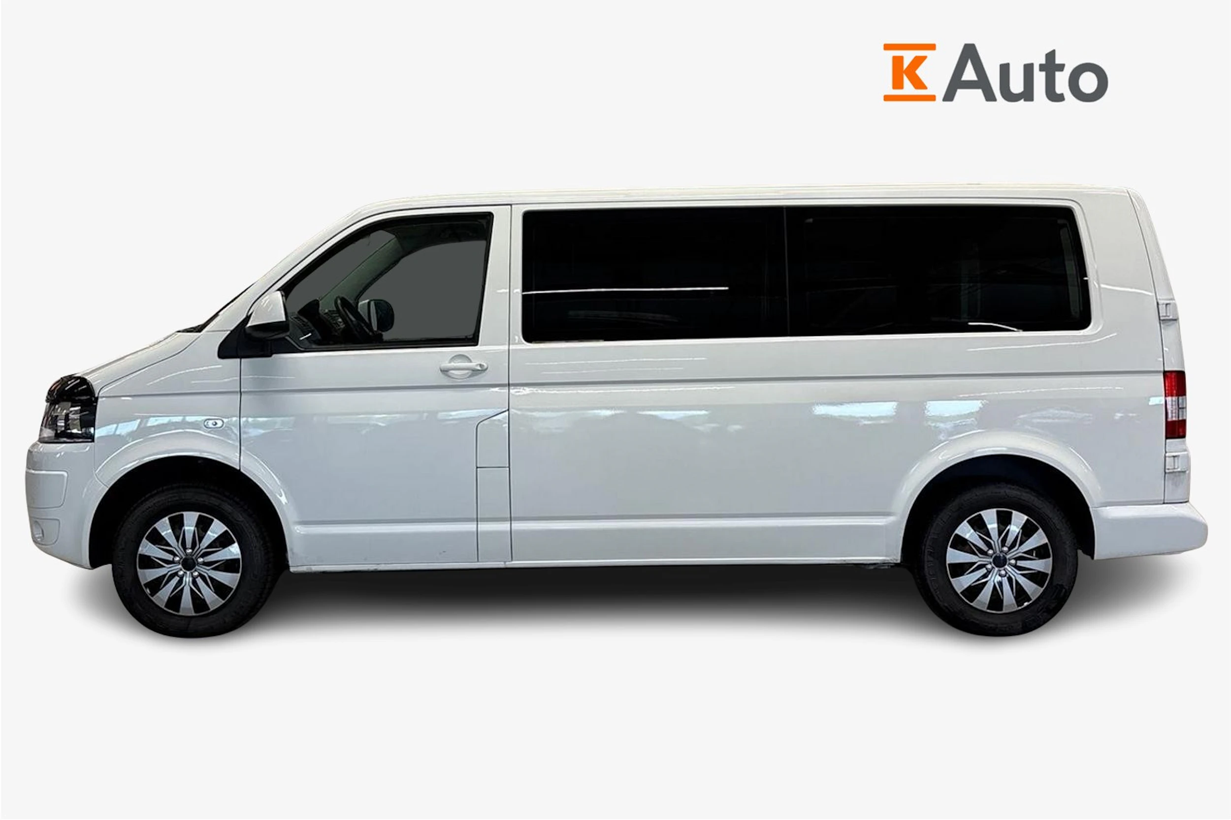 valkoinen Volkswagen Caravelle 2012 kuva 7.