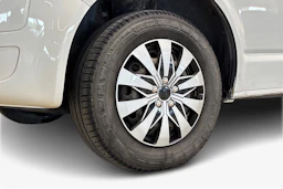 valkoinen Volkswagen Caravelle 2012 kuva 12.