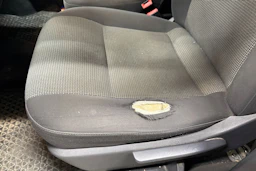 ruskea (beige) Volkswagen Caravelle 2012 kuva 22.