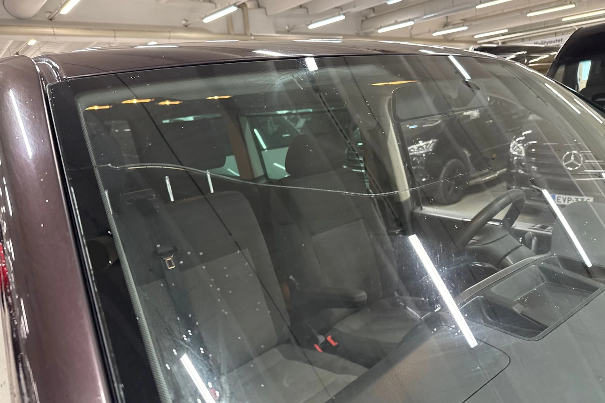 ruskea (beige) Volkswagen Caravelle 2012 kuva 23.