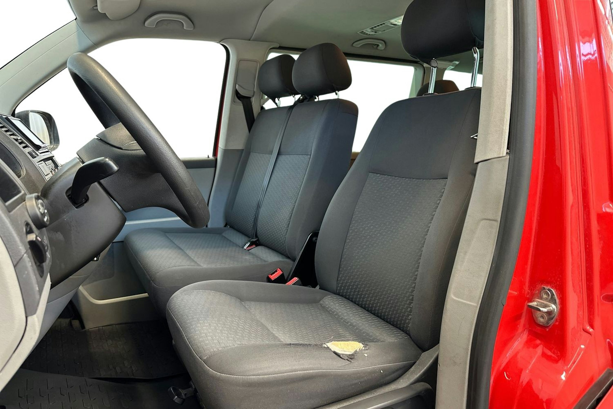 Punainen Volkswagen CARAVELLE 2012 kuva 10.