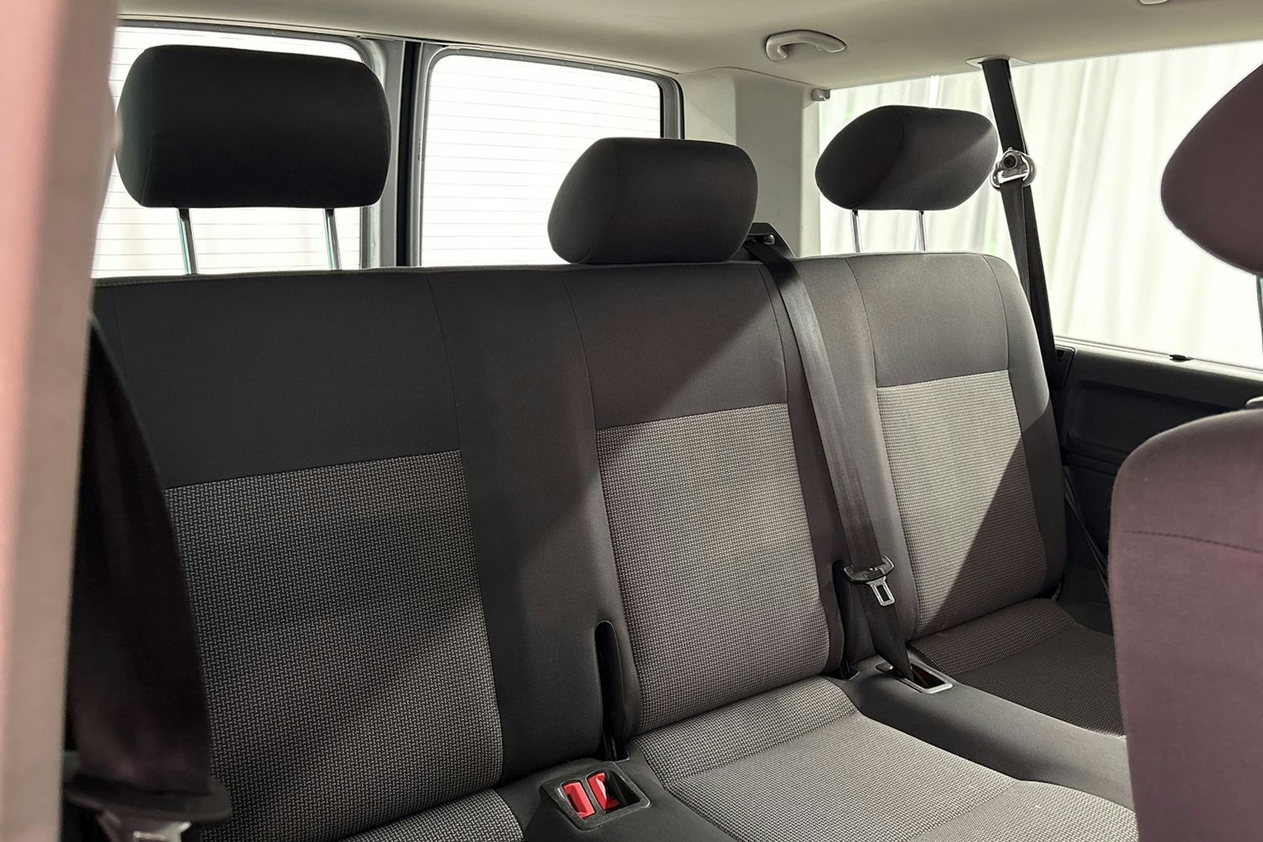 hopea Volkswagen Caravelle 2013 kuva 13.