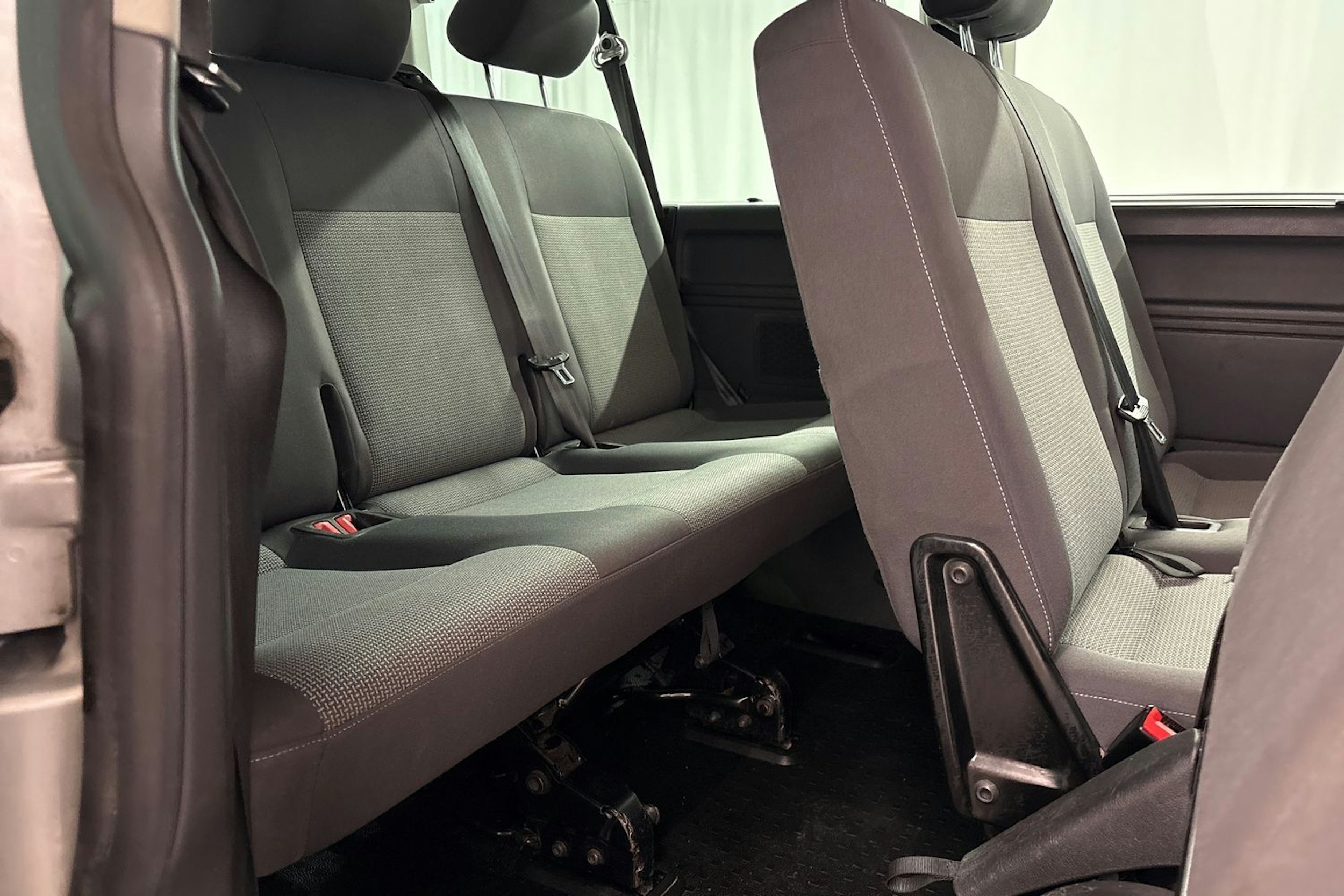 hopea Volkswagen Caravelle 2013 kuva 14.