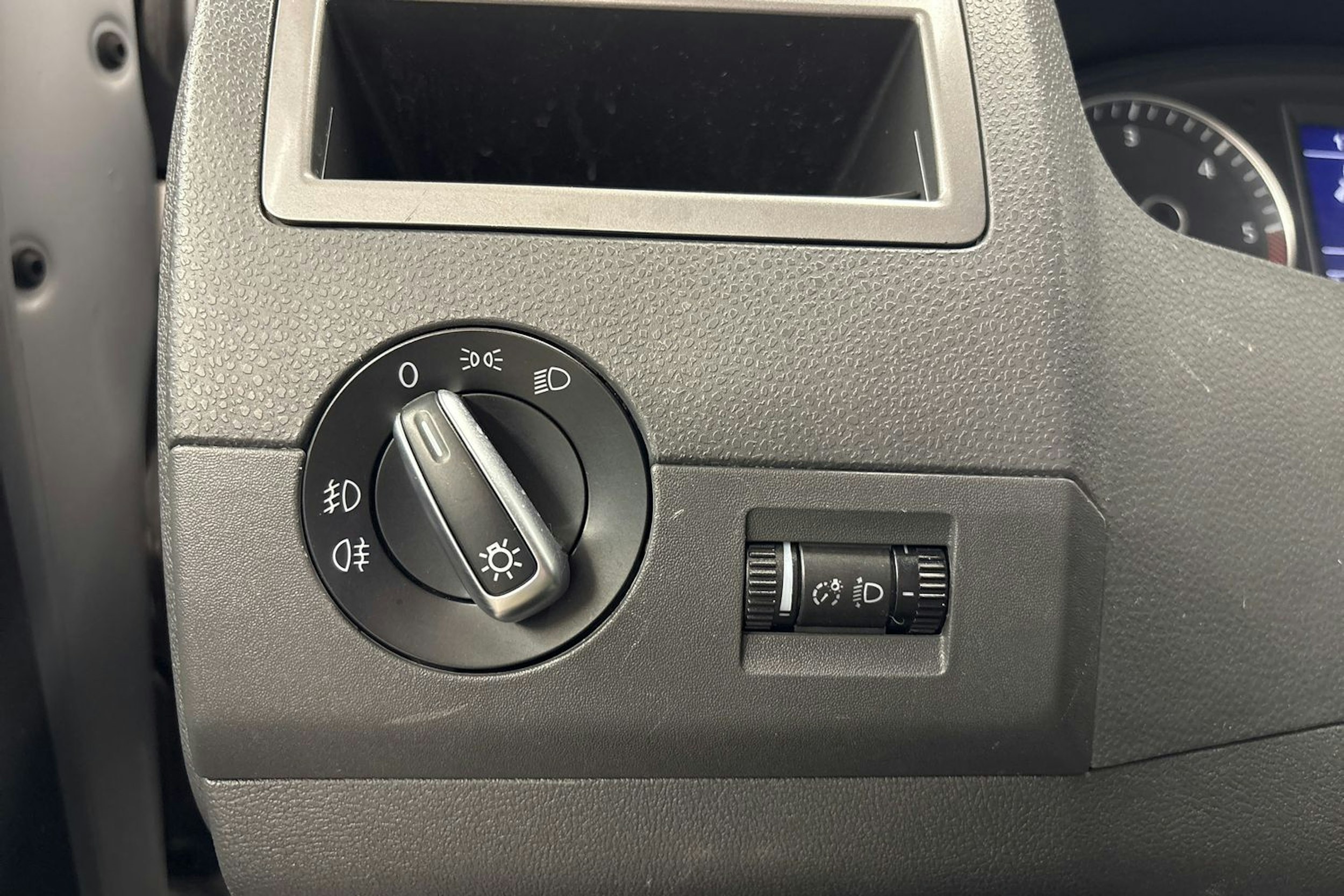 hopea Volkswagen Caravelle 2013 kuva 19.