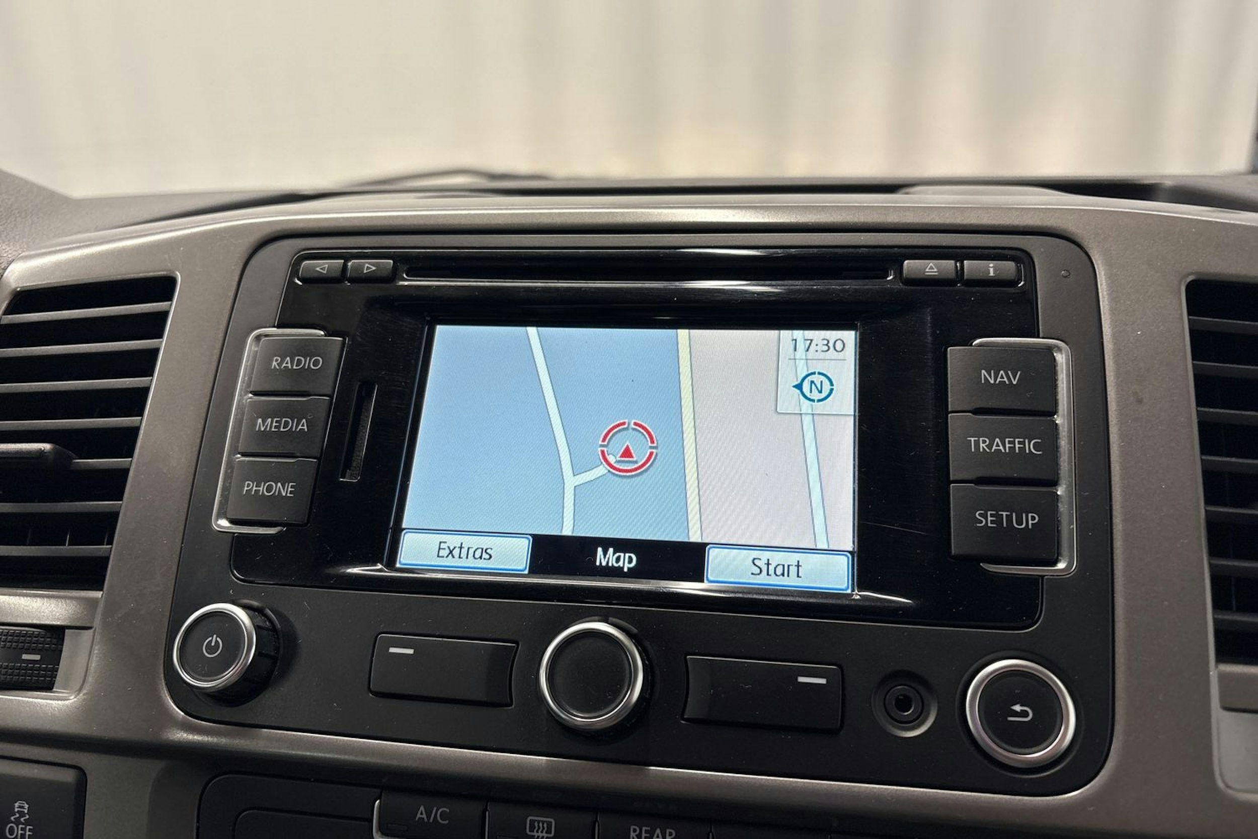 hopea Volkswagen Caravelle 2013 kuva 22.