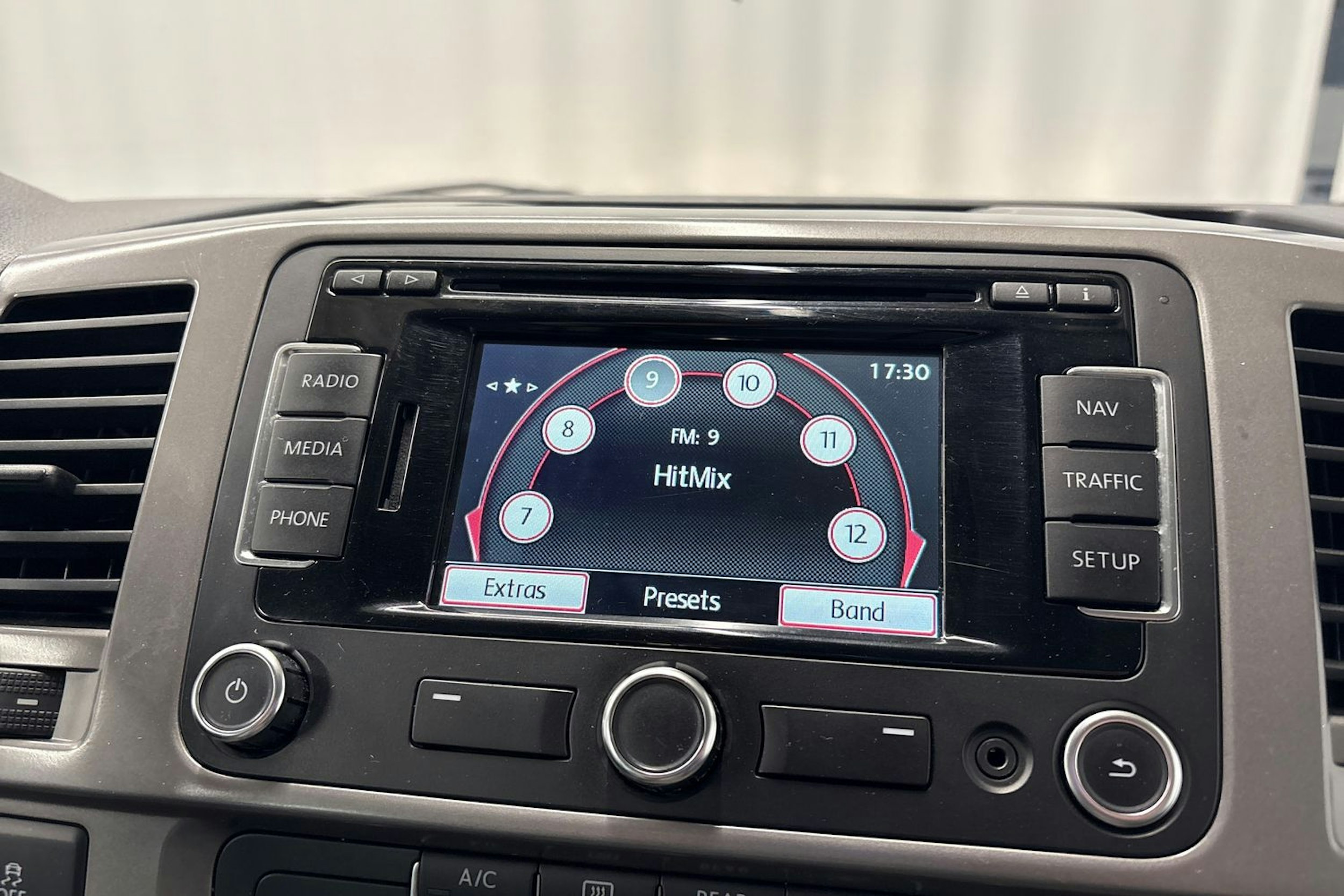 hopea Volkswagen Caravelle 2013 kuva 23.