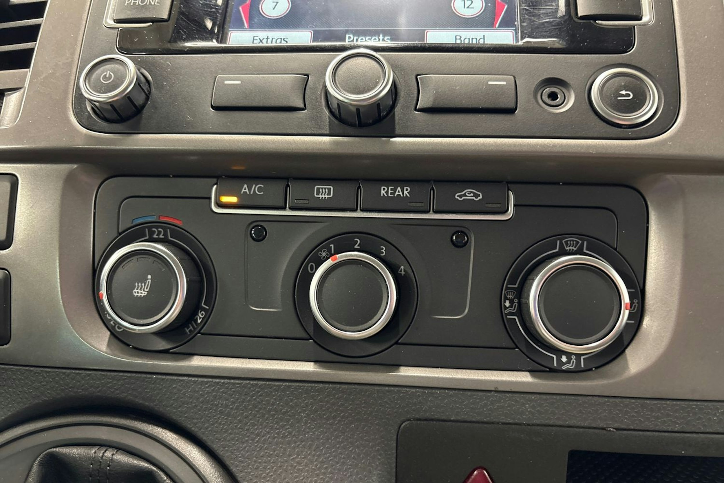 hopea Volkswagen Caravelle 2013 kuva 24.