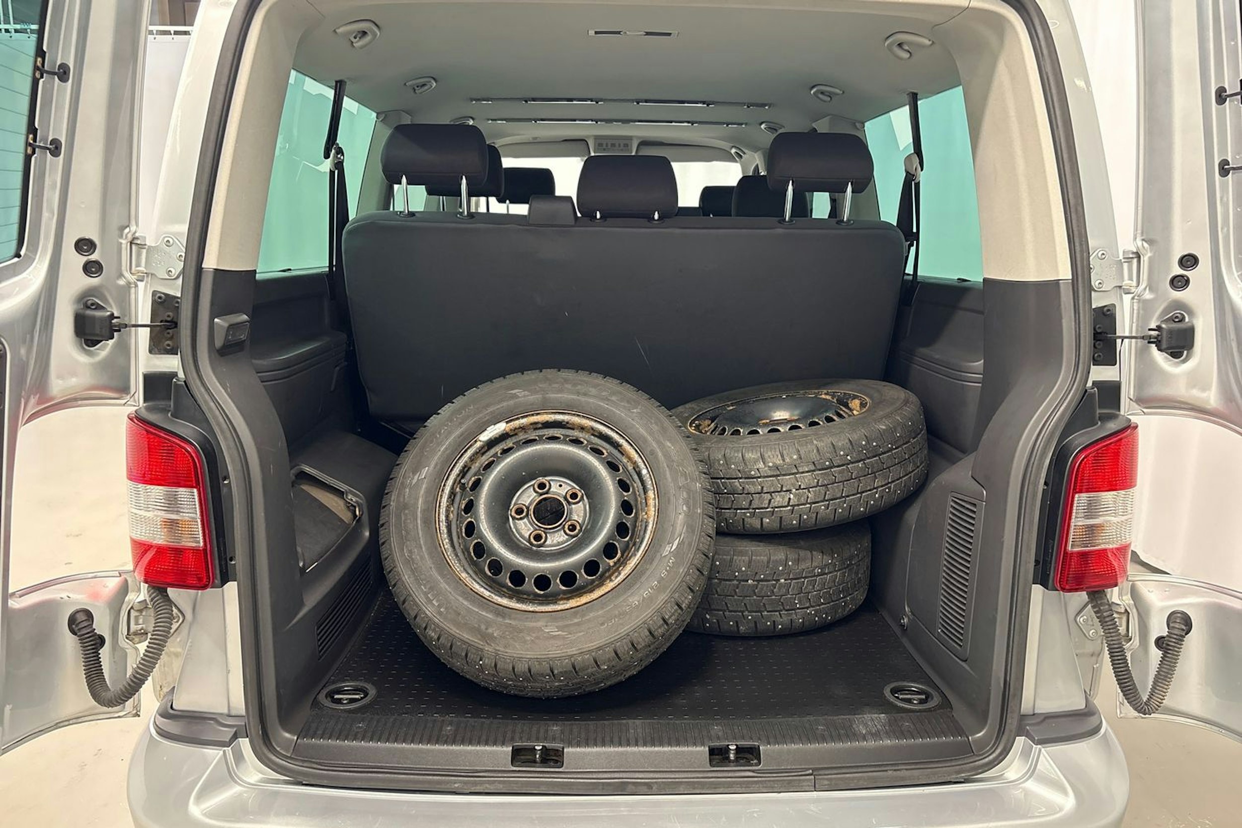 hopea Volkswagen Caravelle 2013 kuva 27.