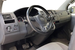 ruskea (beige) Volkswagen Caravelle 2014 kuva 6.