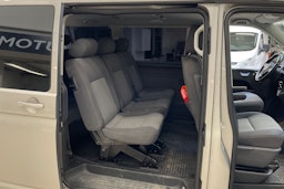 ruskea (beige) Volkswagen Caravelle 2014 kuva 11.