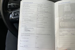 ruskea (beige) Volkswagen Caravelle 2014 kuva 27.