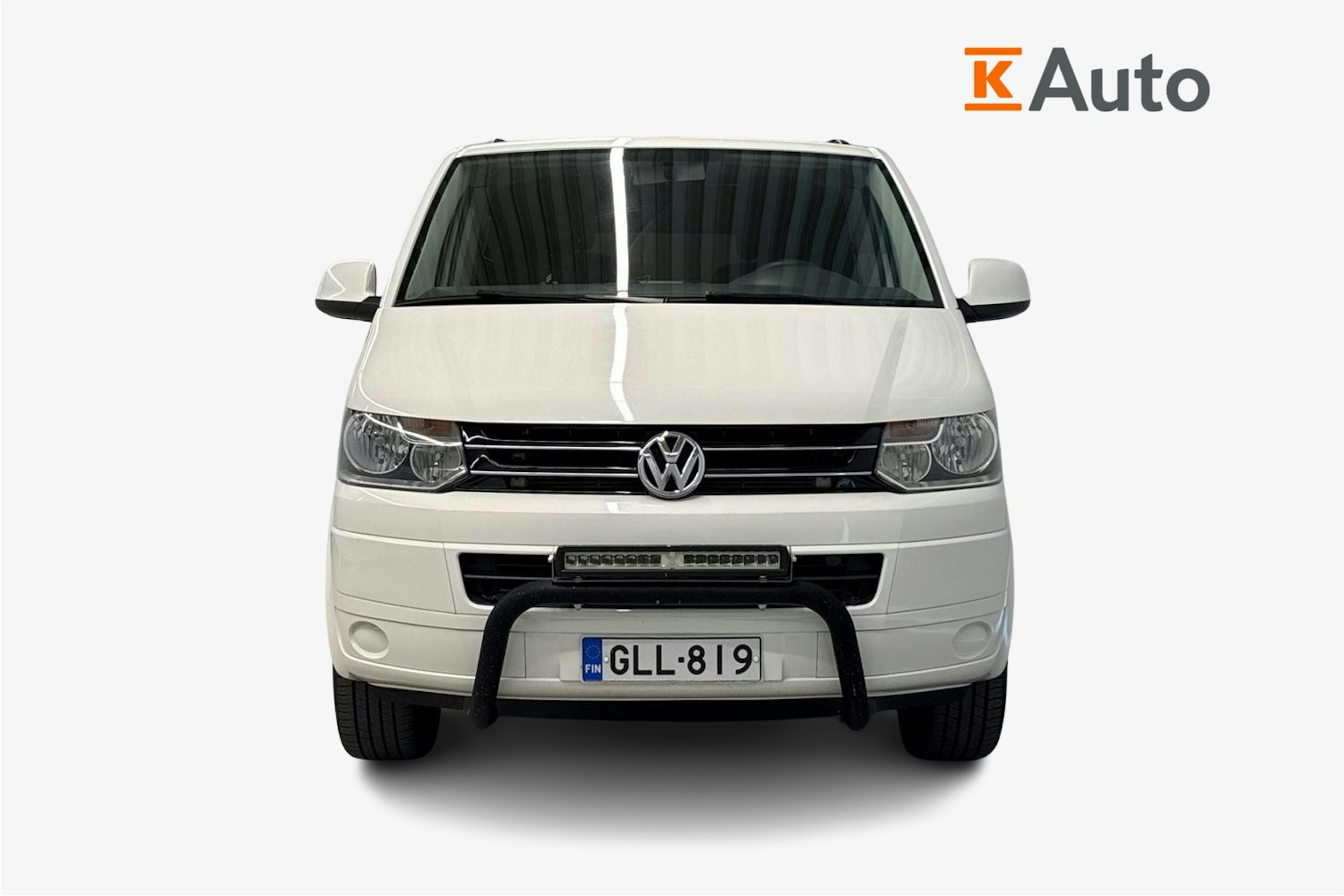 valkoinen Volkswagen Caravelle 2015 kuva 5.