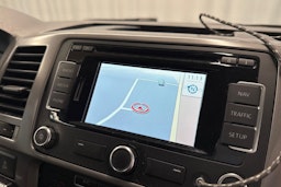valkoinen Volkswagen Caravelle 2015 kuva 24.
