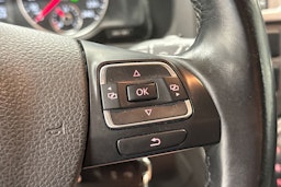 valkoinen Volkswagen Caravelle 2015 kuva 17.