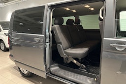 Harmaa Volkswagen CARAVELLE 2016 kuva 22.