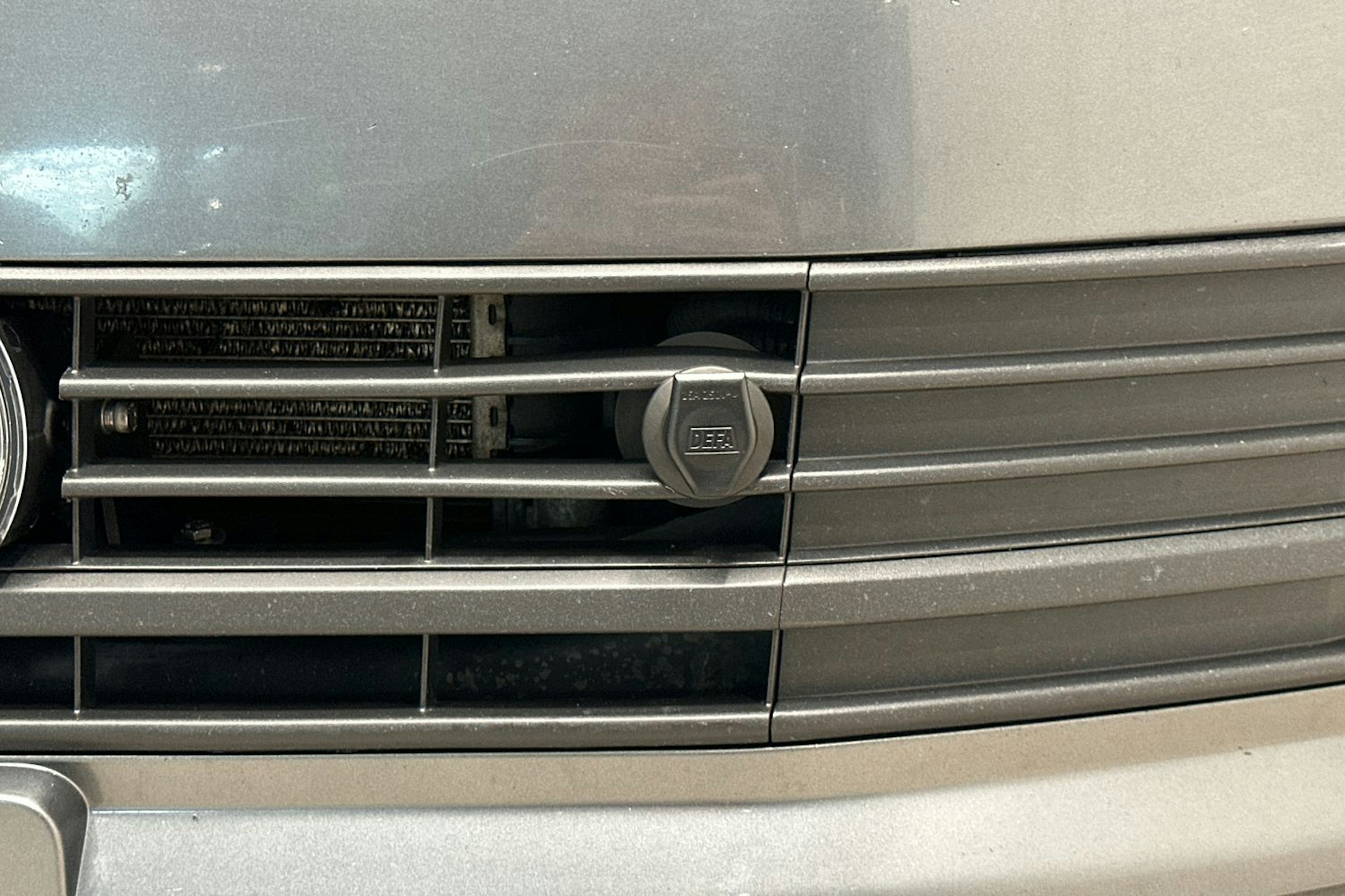 Harmaa Volkswagen CARAVELLE 2016 kuva 29.