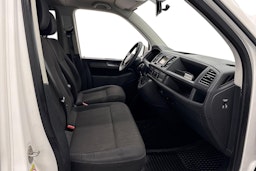 valkoinen Volkswagen Caravelle 2017 kuva 8.