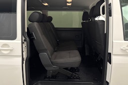 valkoinen Volkswagen Caravelle 2017 kuva 10.